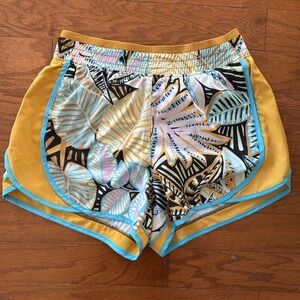 Tek Gear Women's Running Shorts | Size M | Tropical Floral Print